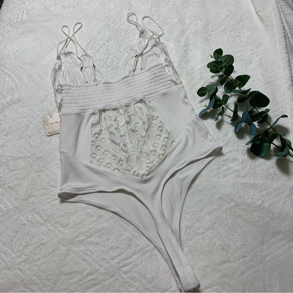 NWT Free People Adella Bodysuit - Picture 10 of 15